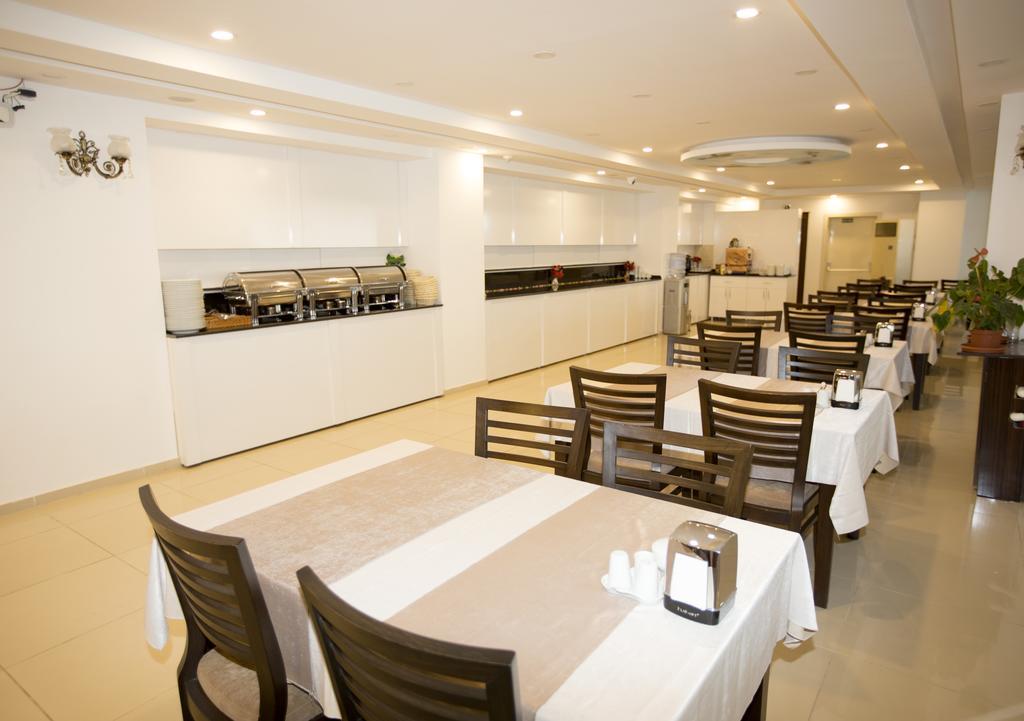 Resmina Hotel *