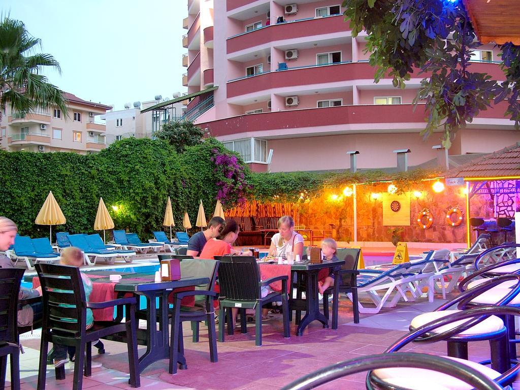 Fun Point Aparthotel 2*