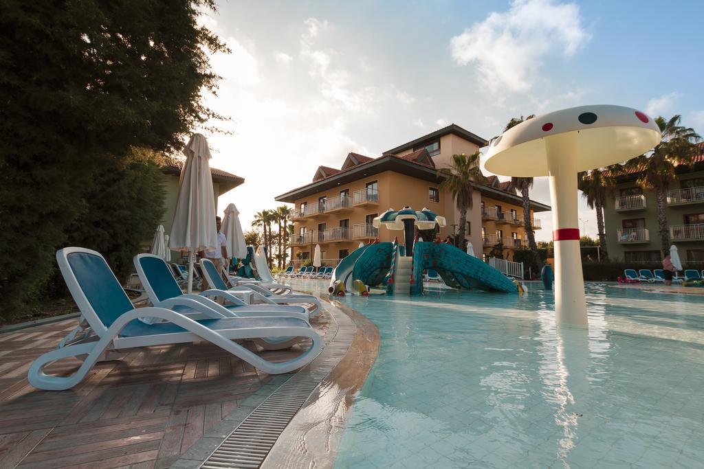 Club Grand Aqua Hotel Colakli