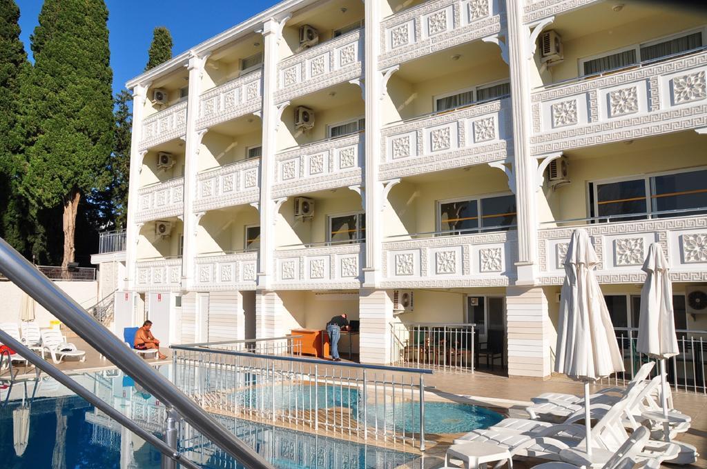 Miami Hotel 3*