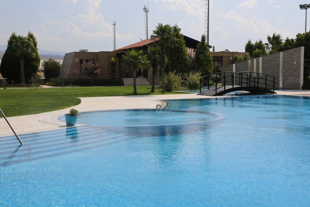 Country house Konvoy & The Country Club