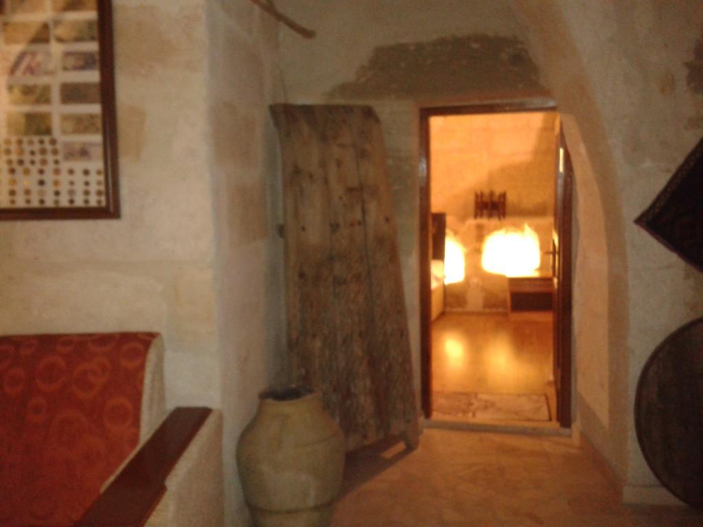 Avlu Cave House *