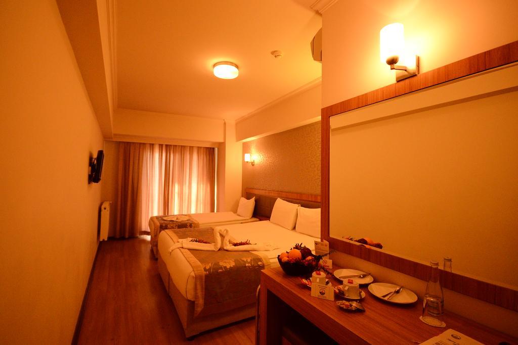 Grand Anzac Hotel 3*
