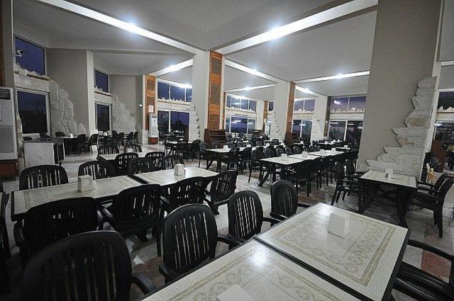 Mcs Oasis Club 4*