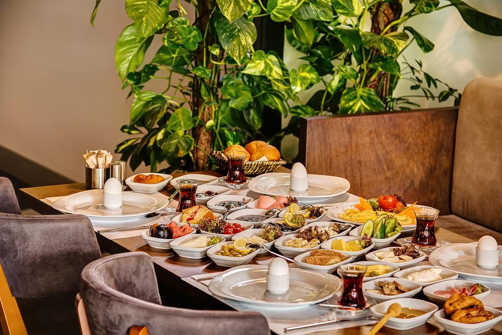 Bostanci Atasehir Hotel
