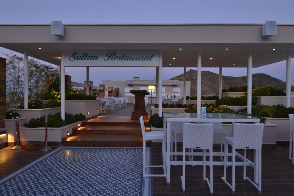 Bellazure Resort Turgutreis