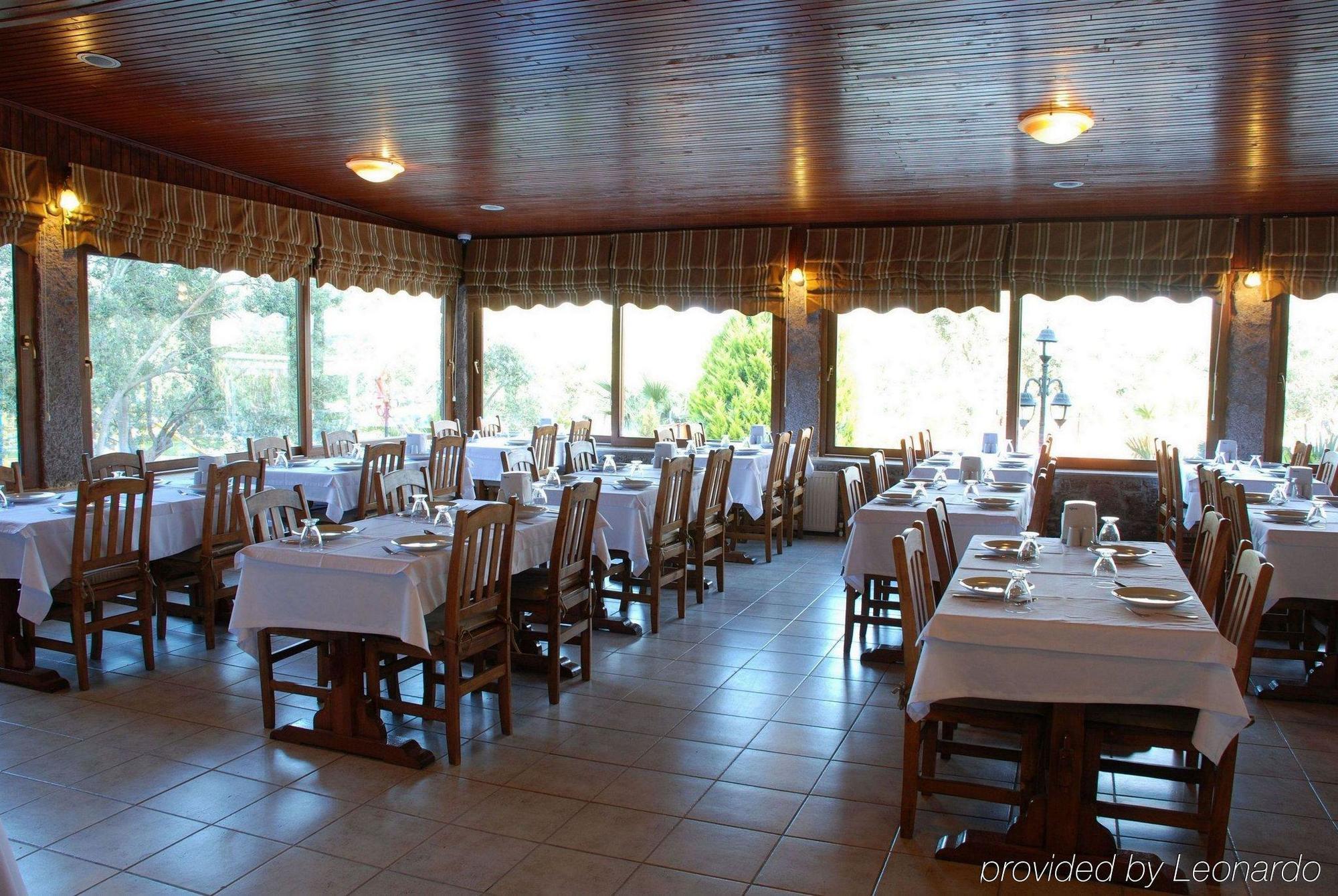 Park Hotel 2*
