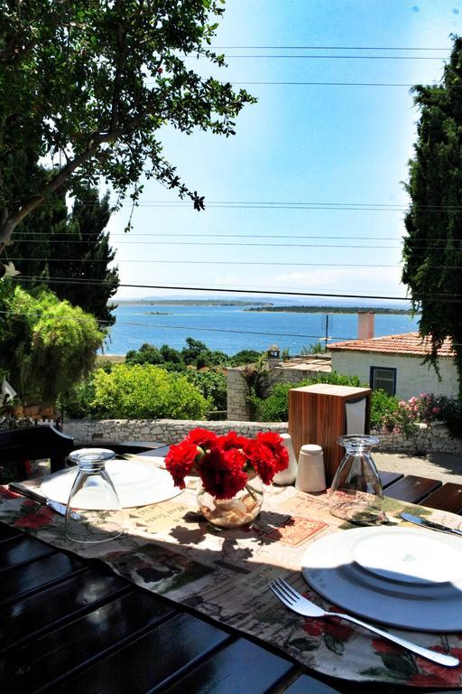 Herakles Bed & Breakfast *