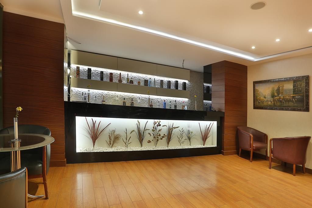 Hotel Grand Madrid 3*