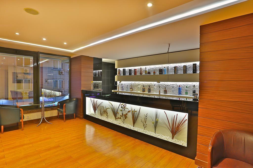 Grand Madrid Hotel 3*
