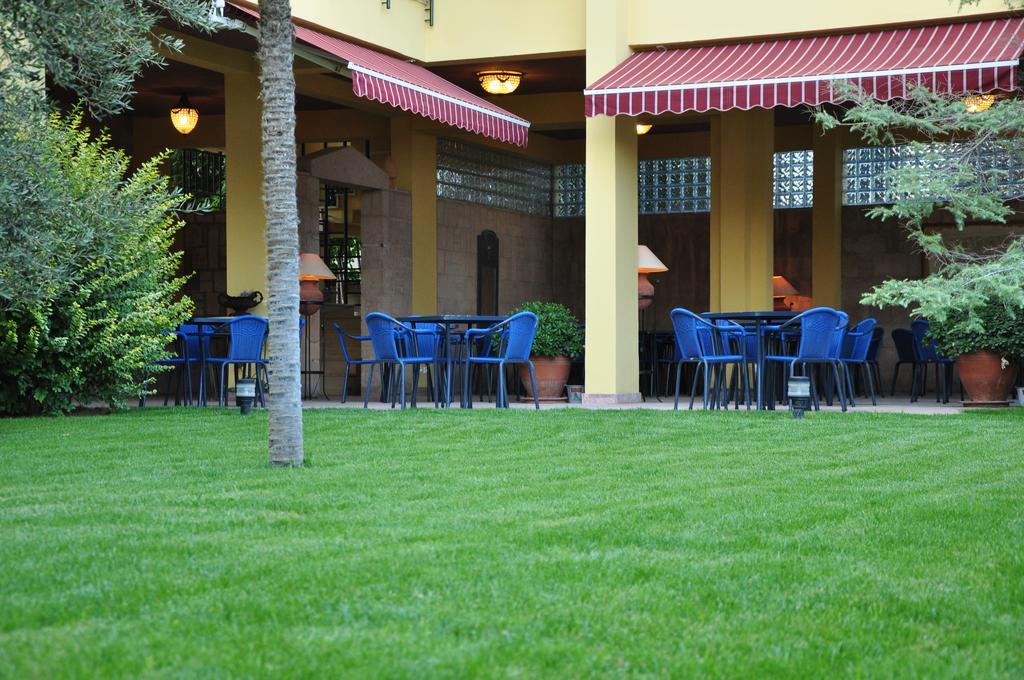 Palm Court Bed & Breakfast