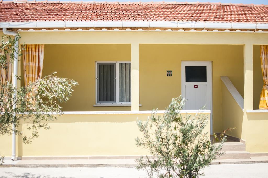 Aparthotel Mali Beach 2*