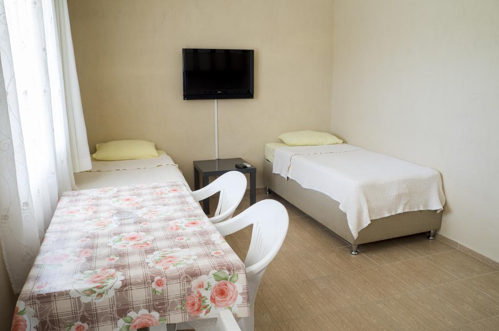 Aparthotel Mali Beach