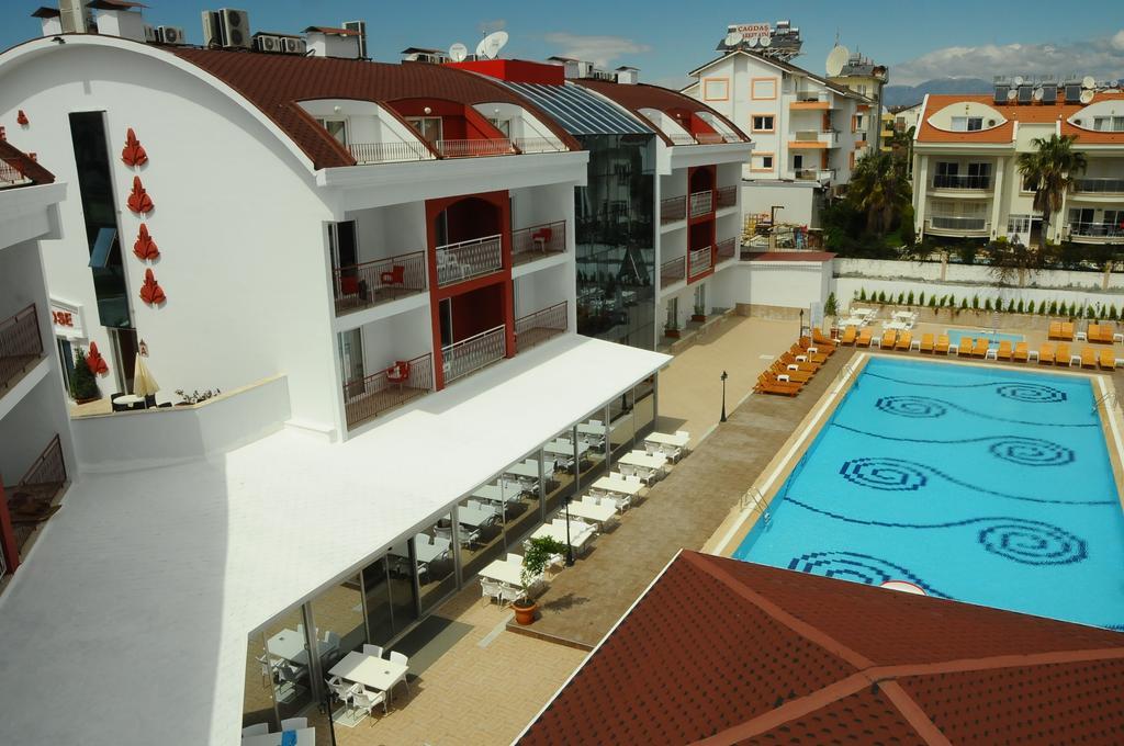 Hotel Rose Side