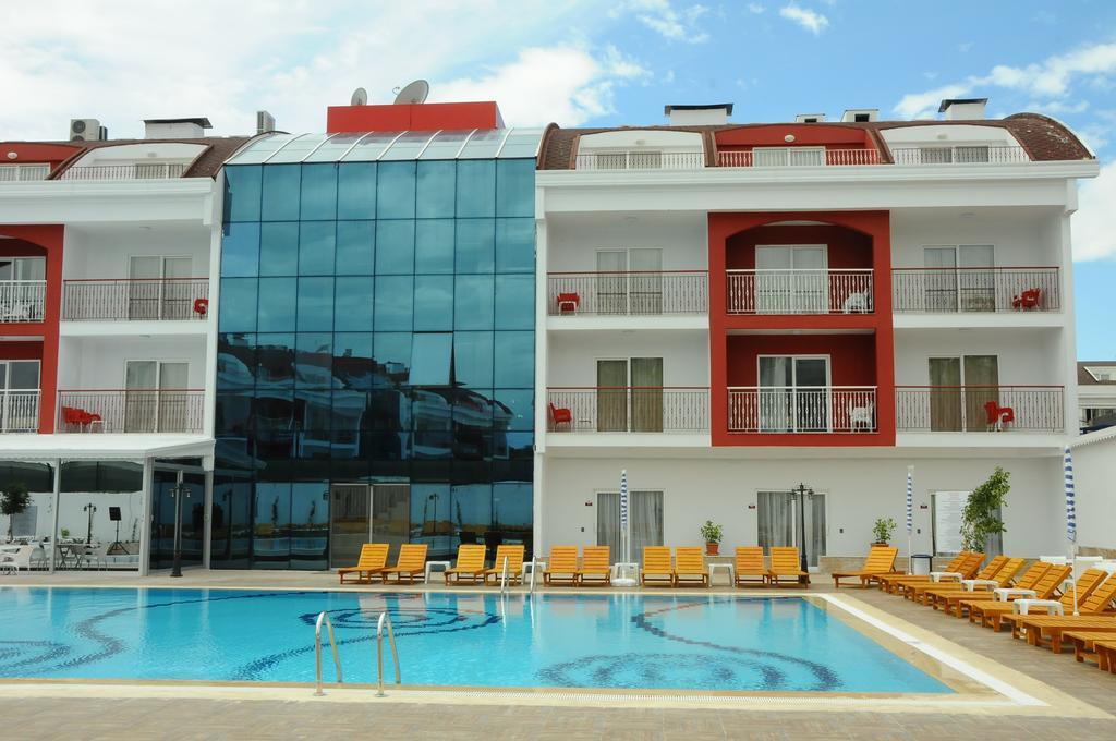 Rose Hotel 3*