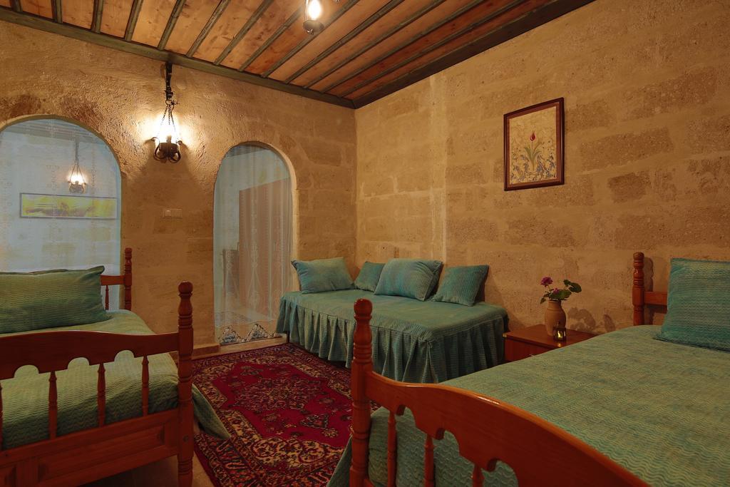 Hotel Jerveni Cave