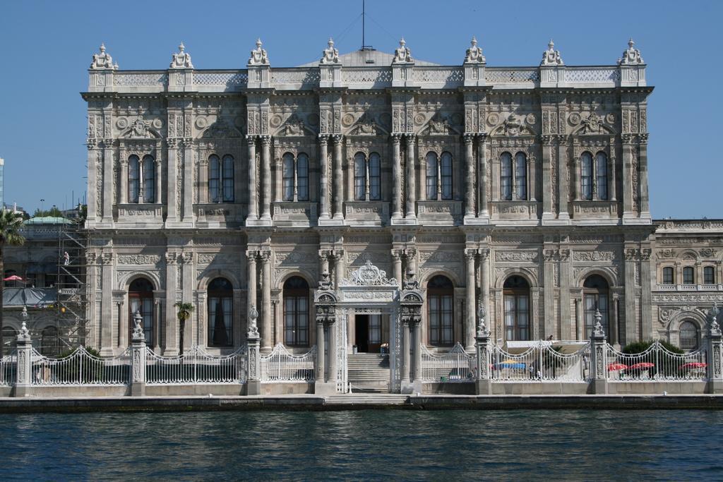 Emporium 4*