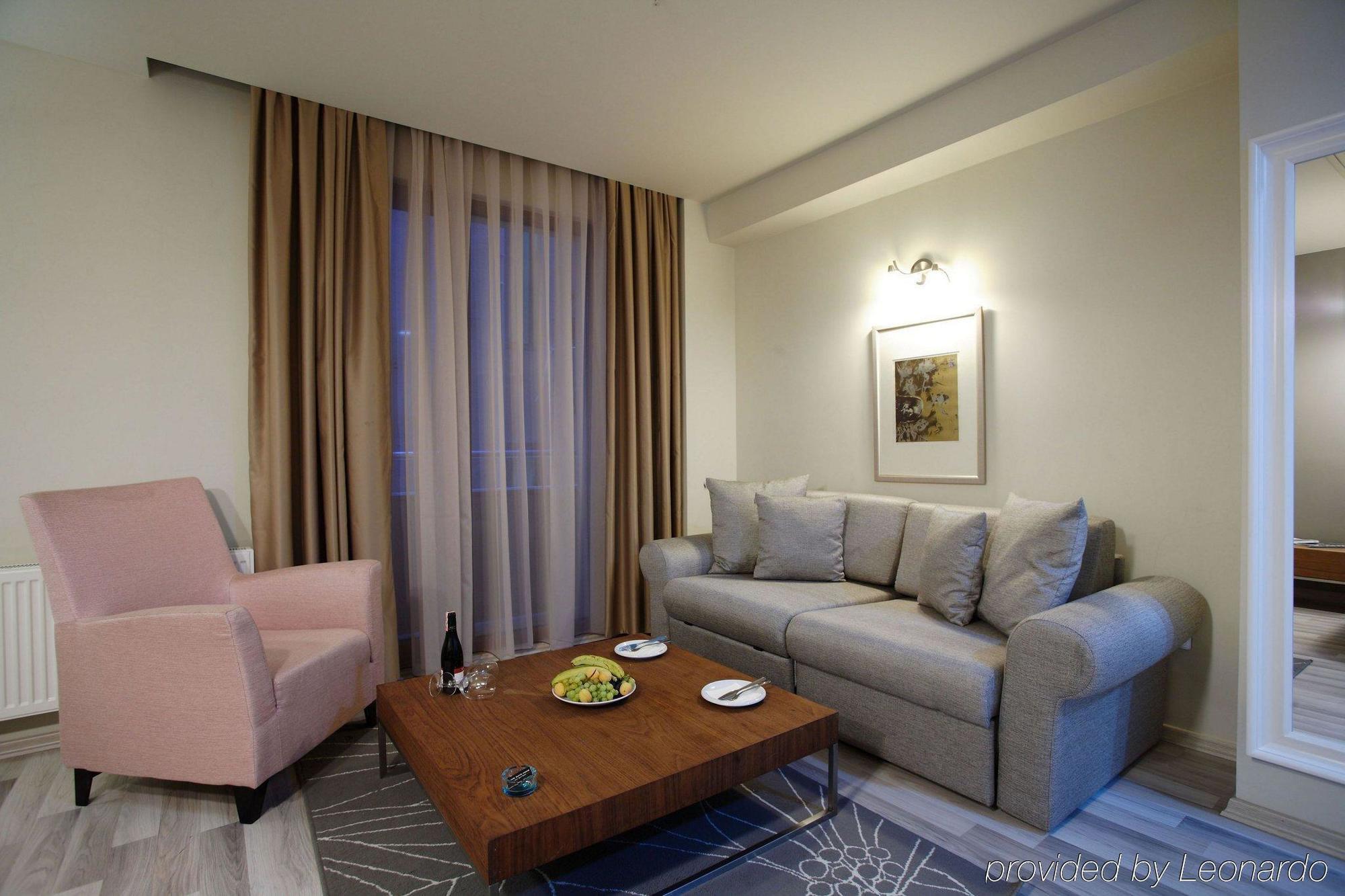 Aparthotel Sisli 3*