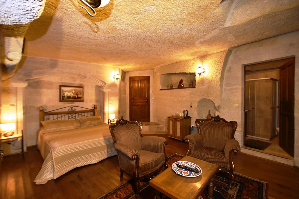 Hotel Harman Cave