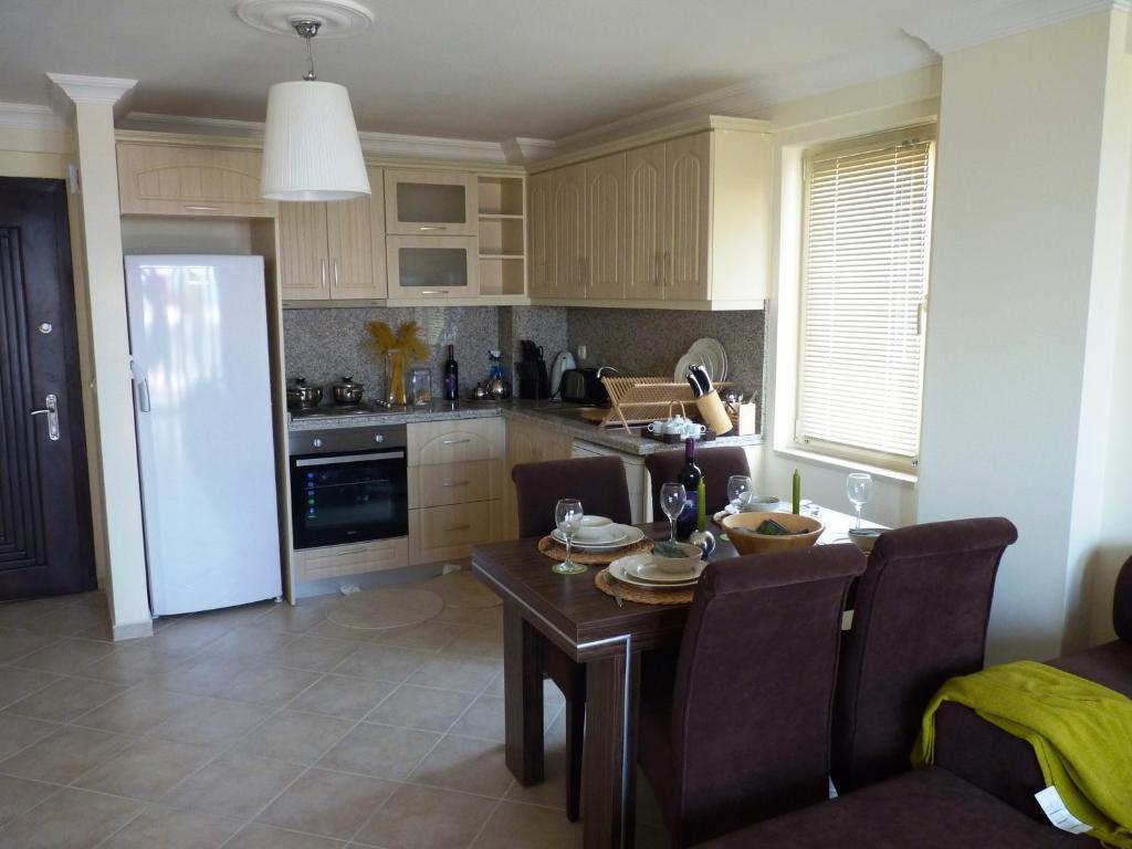 Royal Heights Apartment Bogazici