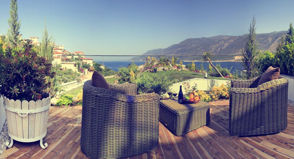 Peninsula Gardens - Adults Only 3*