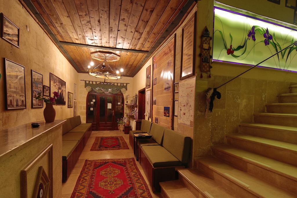Hotel Jerveni Cave