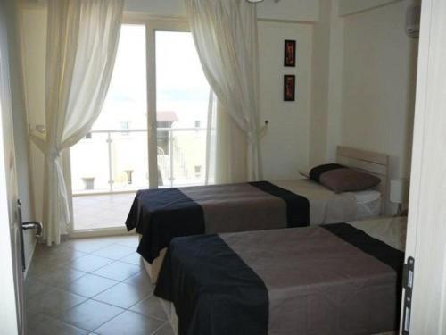 Royal Heights Apartment *
