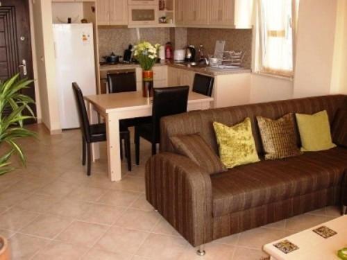 Apartment Royal Heights *