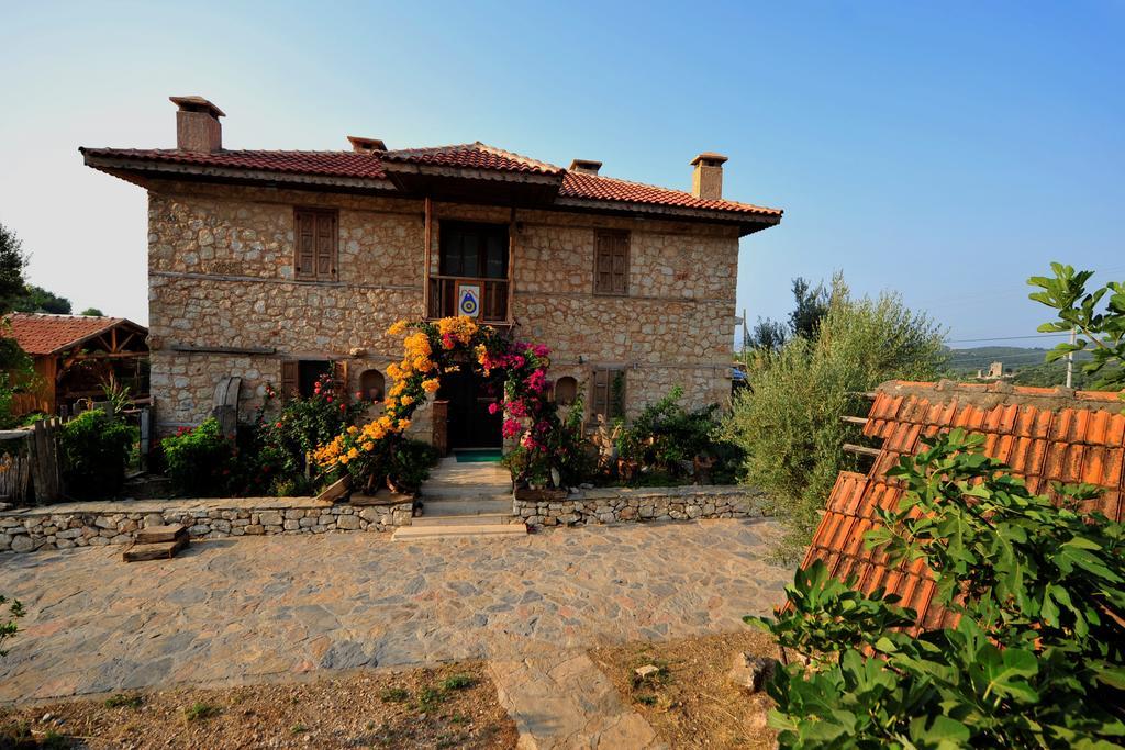 Country house Beymelek Tas Evler *