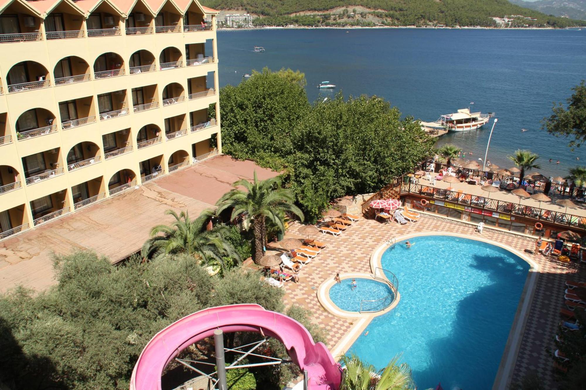 Golmar Hotel