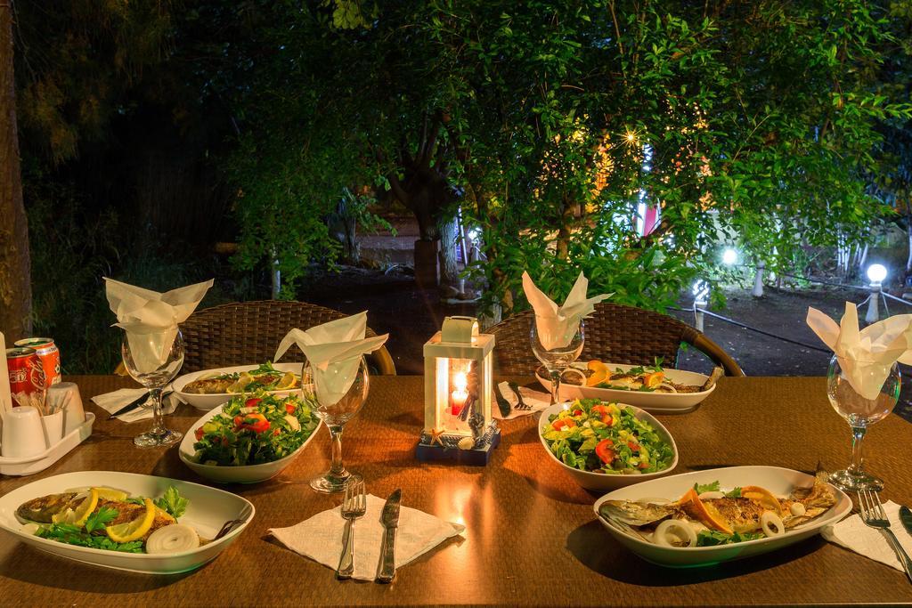 Campsite Secret Garden & 4*
