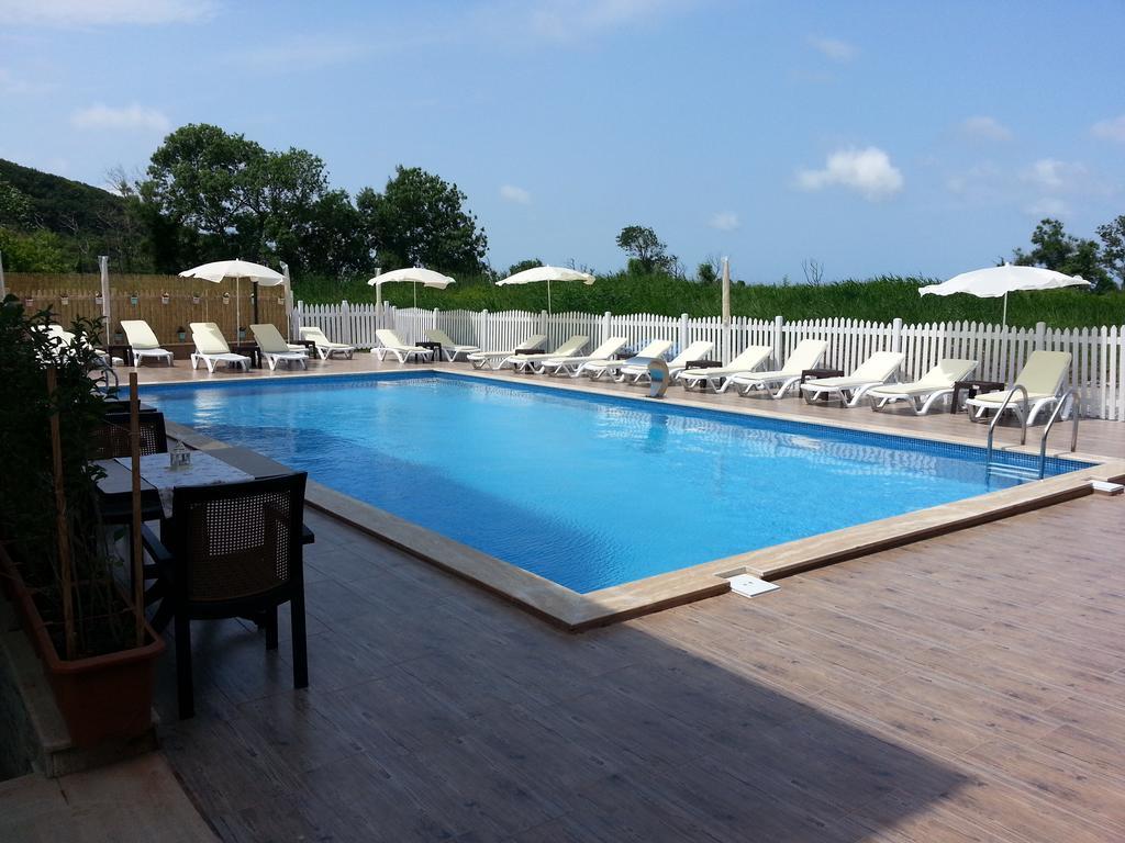 Velena Hotel