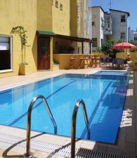 Aparthotel Azak 3*