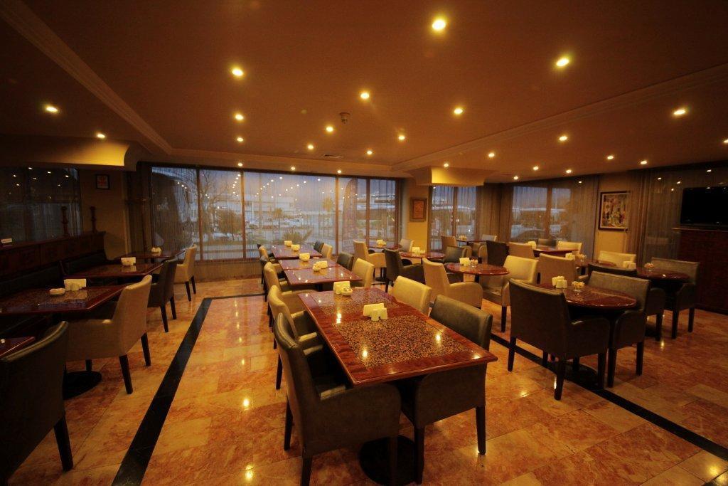 Hotel Eken Prestige
