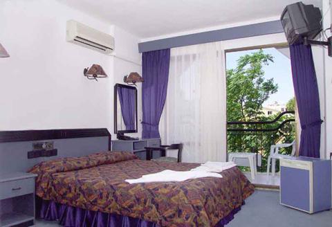 Temple Hotel 2*