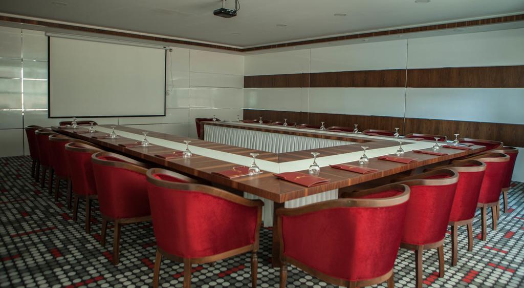 Mitannia Regency Hotel