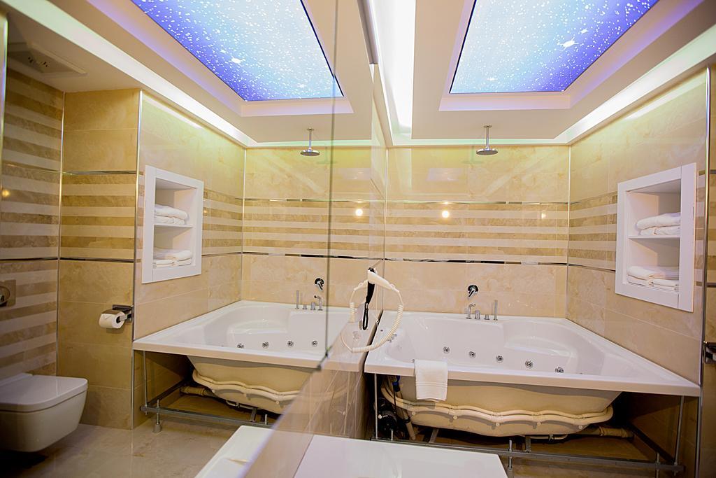 Mitannia Regency 4*
