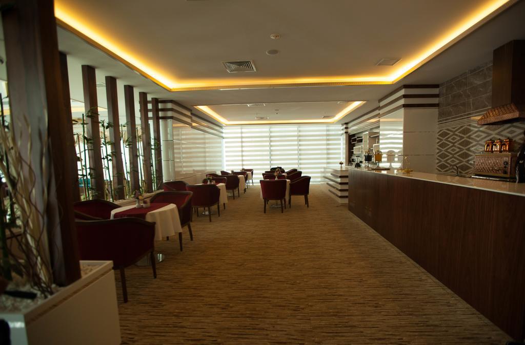 Mitannia Regency 4*
