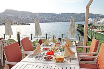 Hotel Istanbul Palace 4*