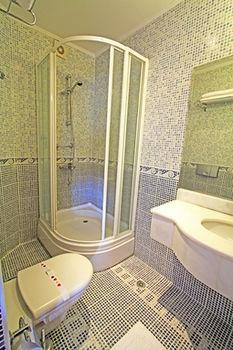 Istanbul Palace Hotel