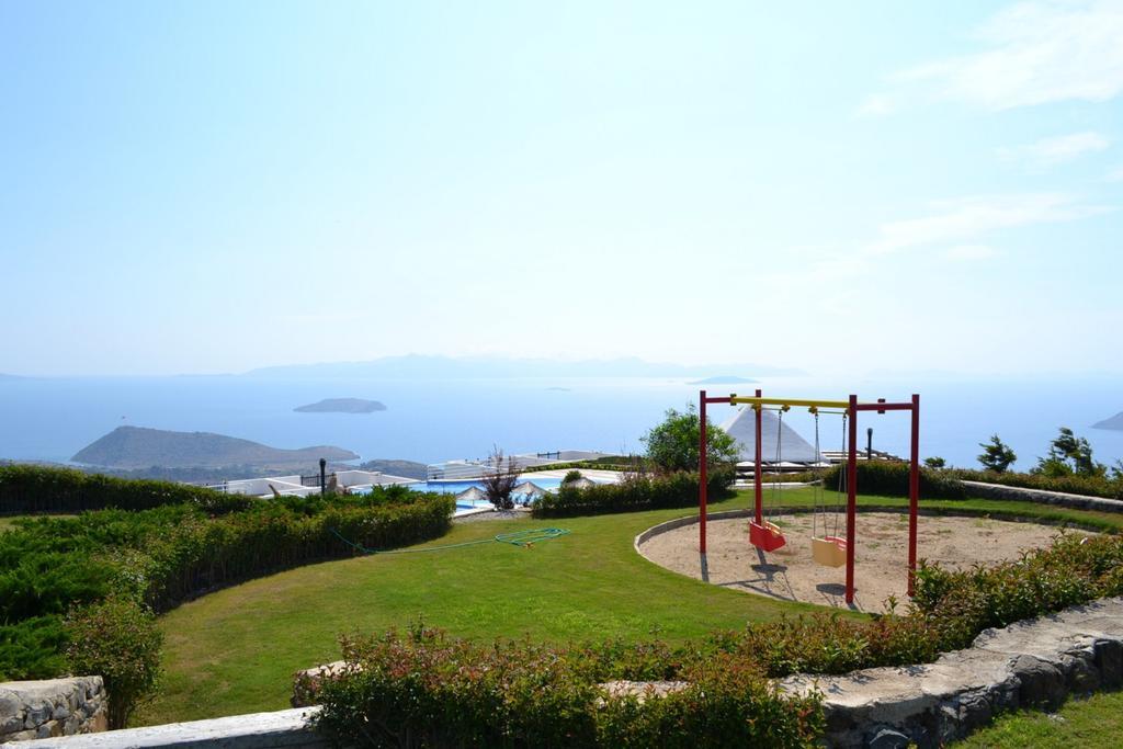 Grand Sea View Aparts Apartment *