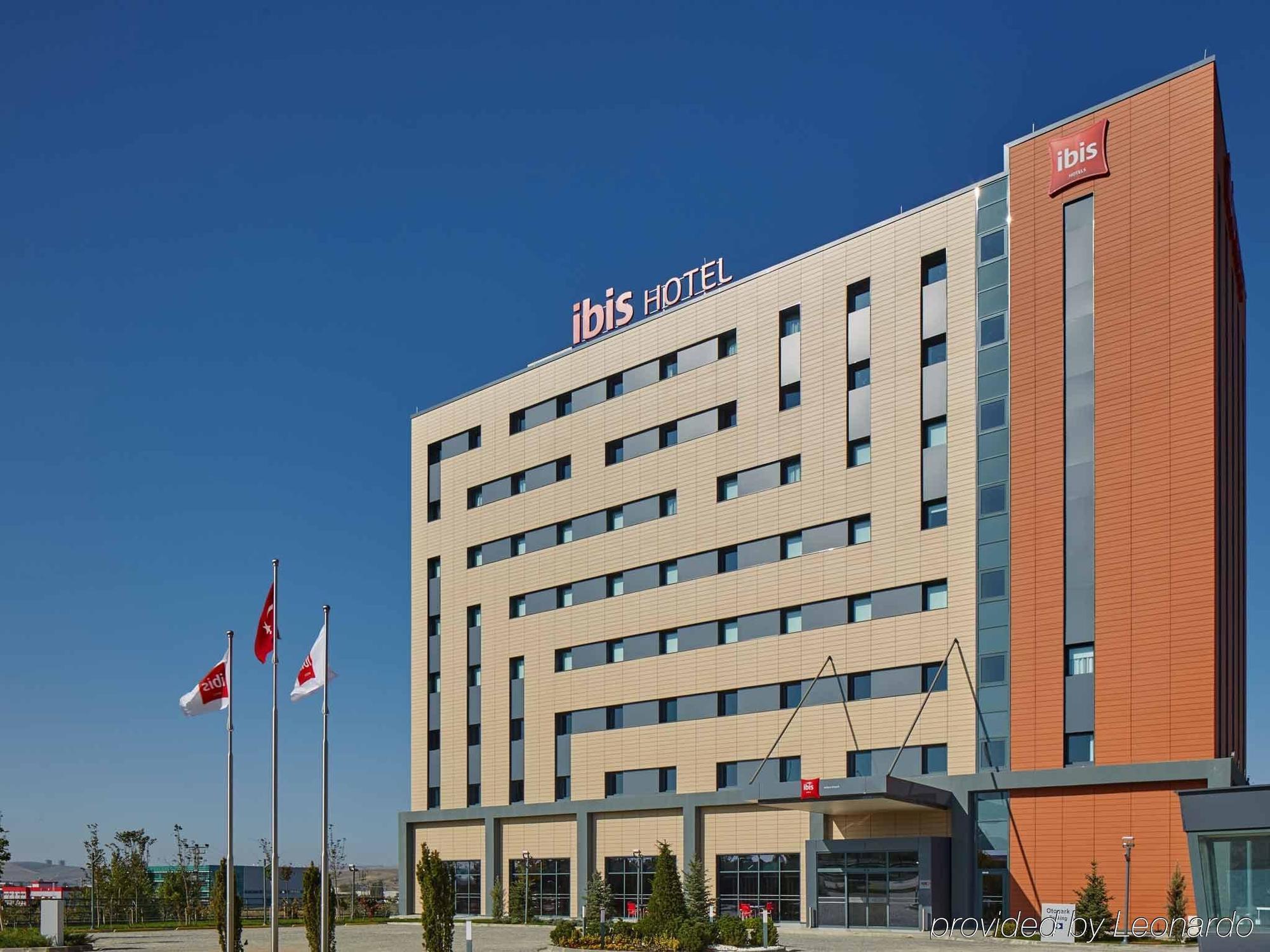Ibis Airport Hotel 3*