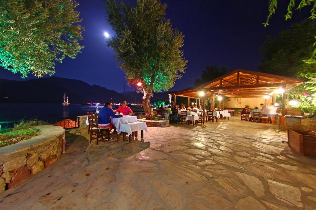 Hotel Kiyi *