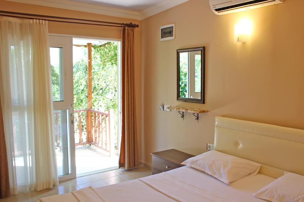 Hotel Kiyi *