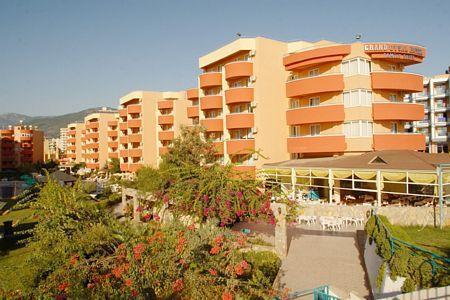 Aparthotel Grand Uysal &