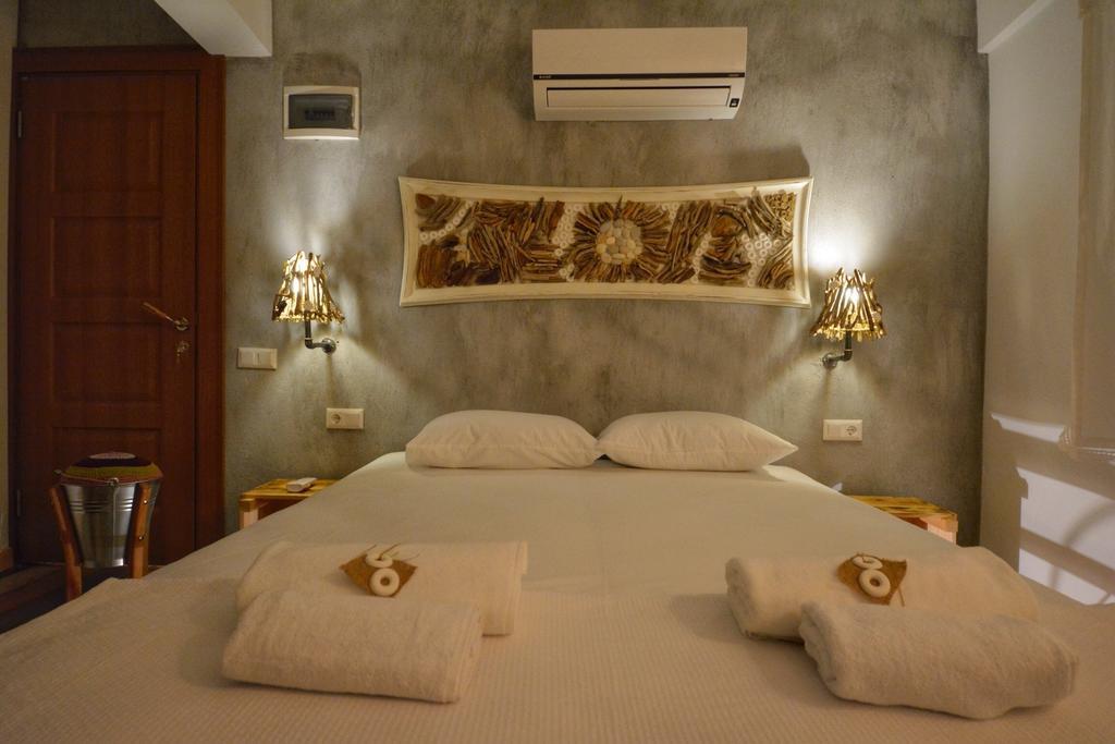 8 Homestay *