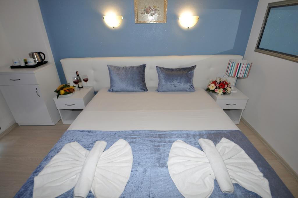 Hotel Navy