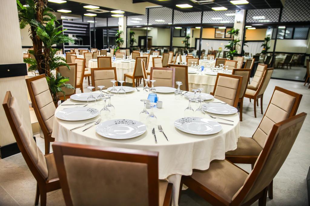 Hotel Emsa Palace *