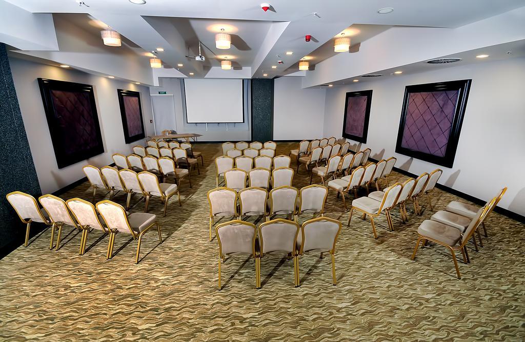 Hotel Elite Darica & Convention Center