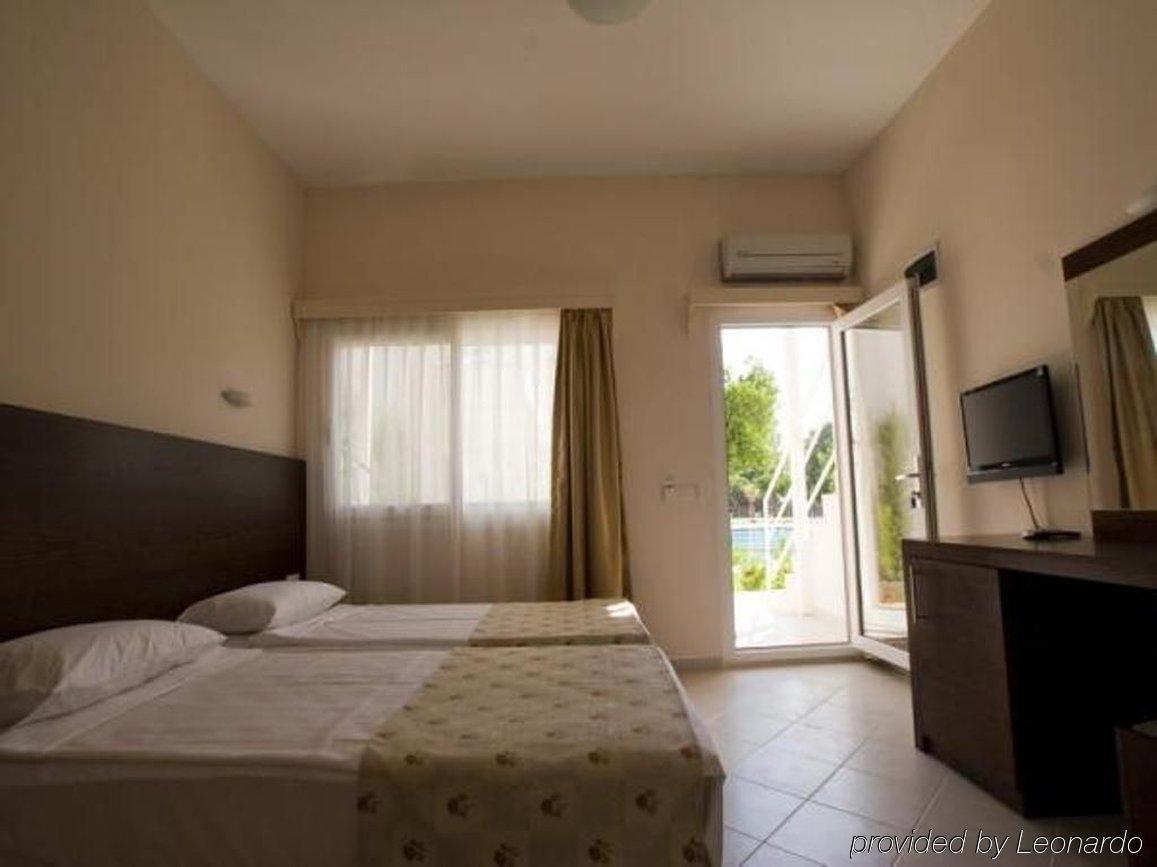 Hotel Gumusluk 3*